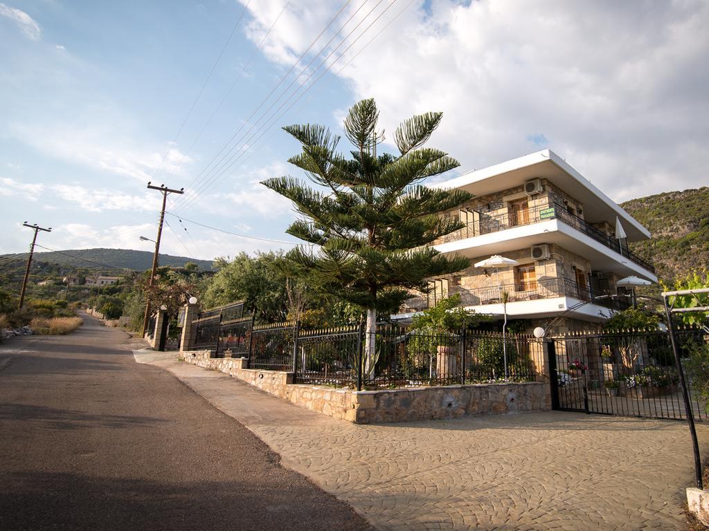 Paradeisos Kardamyli Dış mekan fotoğraf